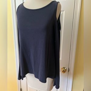 Hollister woman’s Open Shoulder Long Sleeve Top